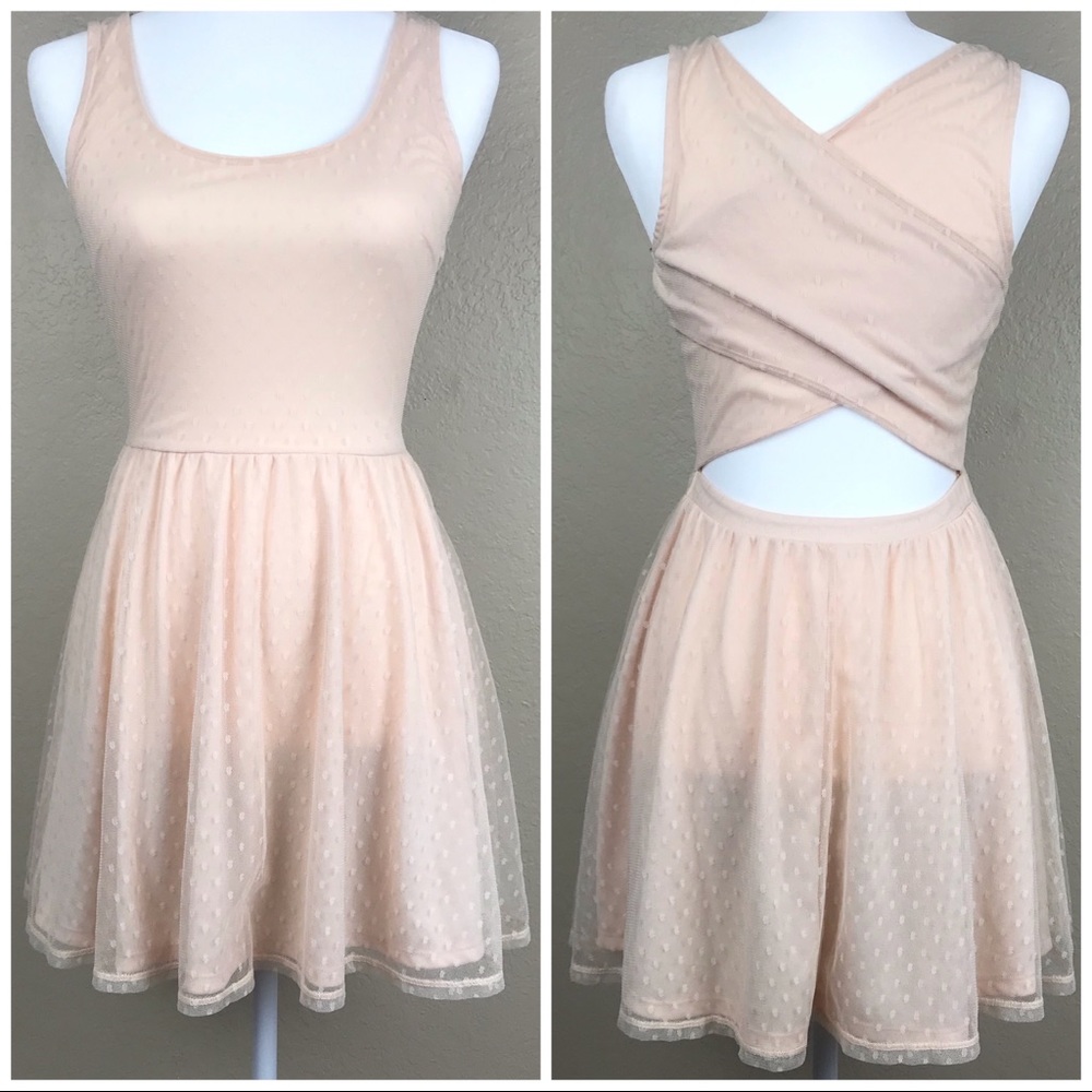 Forever 21 Sleeveless Open Back Flowy Dress